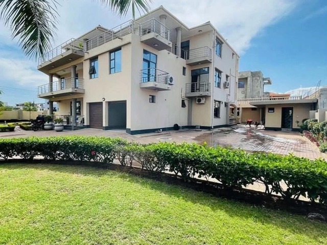 #1997 - Casa para Venda em Maputo - Maputo