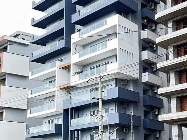 Venda em SOMMERSHIELD 2 - Maputo
