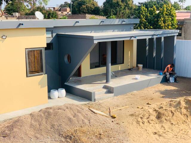 #2009 - Casa para Arrendamento em Maputo - Maputo