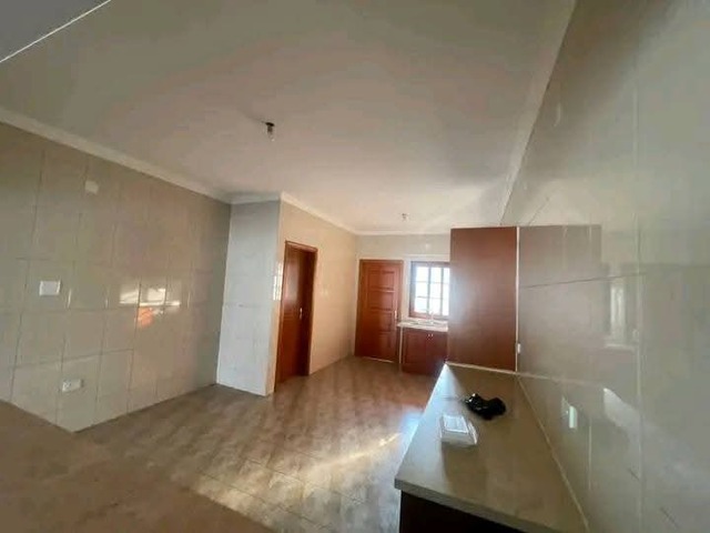 #2013 - Casa para Arrendamento em Maputo - Maputo