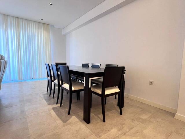 #2019 - Apartamento para Arrendamento em Maputo - Maputo