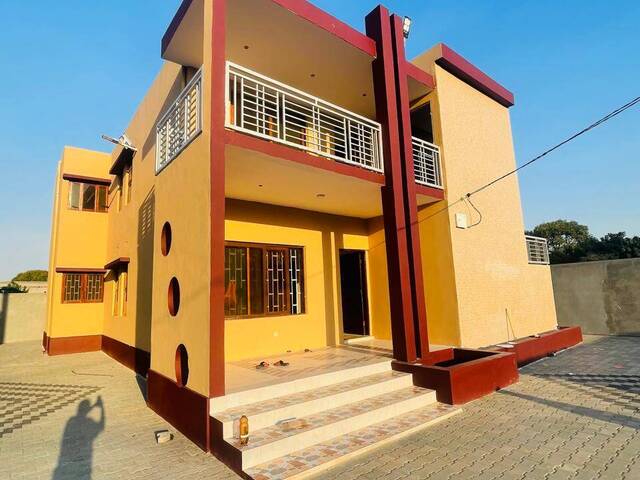 #2032 - Apartamento para Arrendamento em Maputo - Maputo