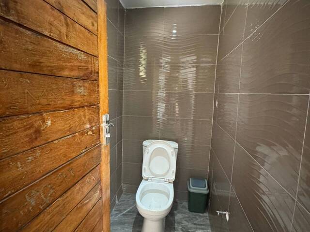 Salão Comercial para Arrendamento em Maputo - 4