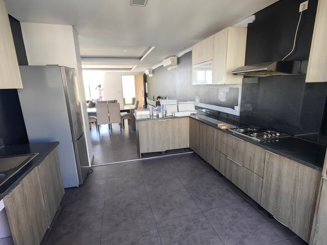 Apartamento para Arrendamento em Maputo - 5