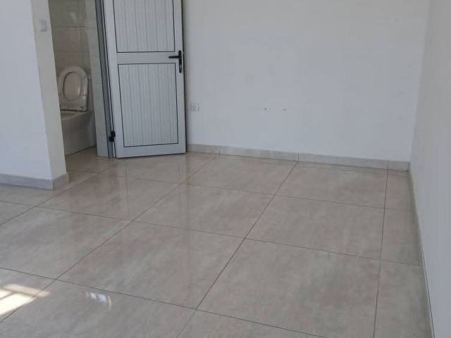 Loja para Arrendamento em Maputo - 4