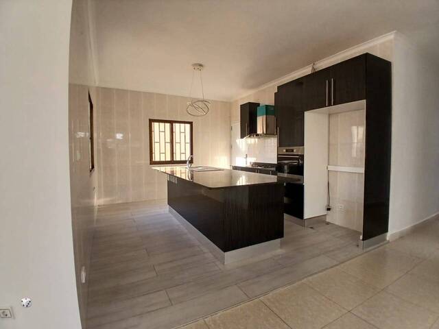 Casa para Arrendamento em Maputo - 5