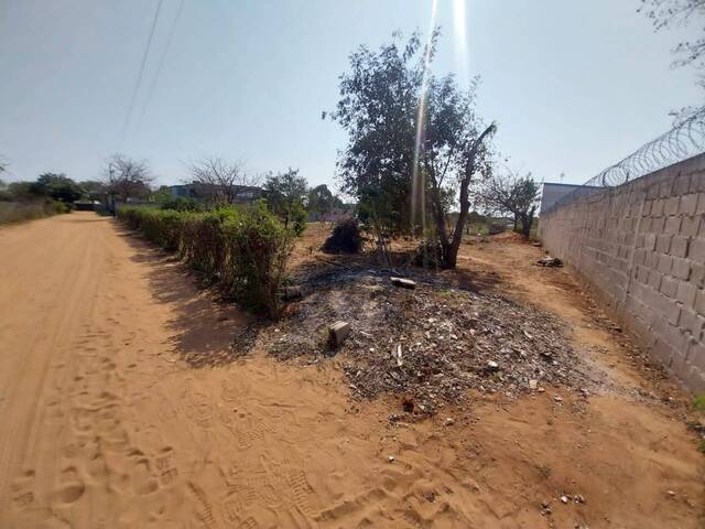 #2219 - Terreno para Venda em Maputo - Maputo