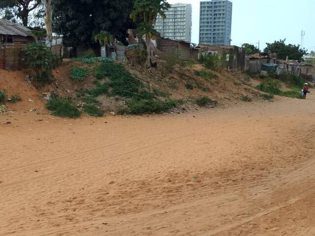 Área para Venda em Maputo - 4