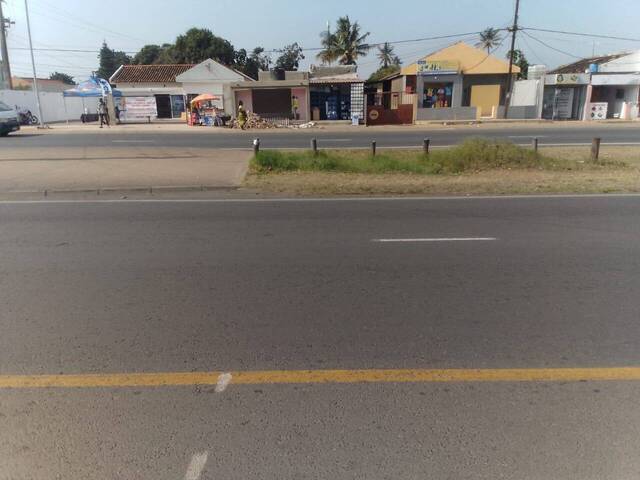 #2302 - Loja para Arrendamento em Maputo - Maputo