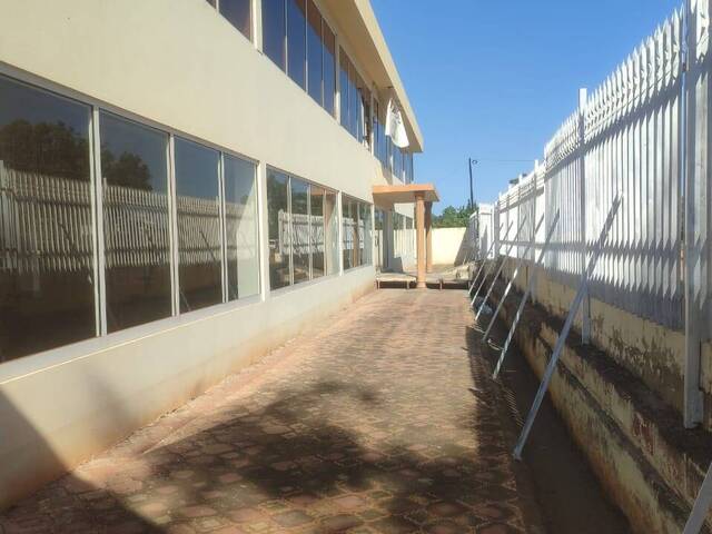 #2305 - Depósito para Arrendamento em Maputo - Maputo