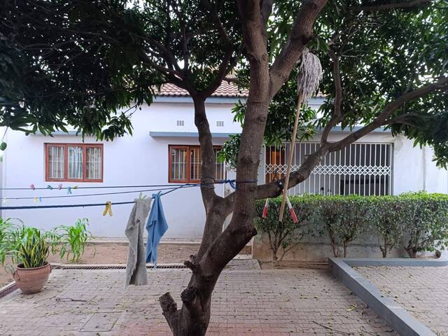 #2372 - Casa para Venda em Maputo - Maputo