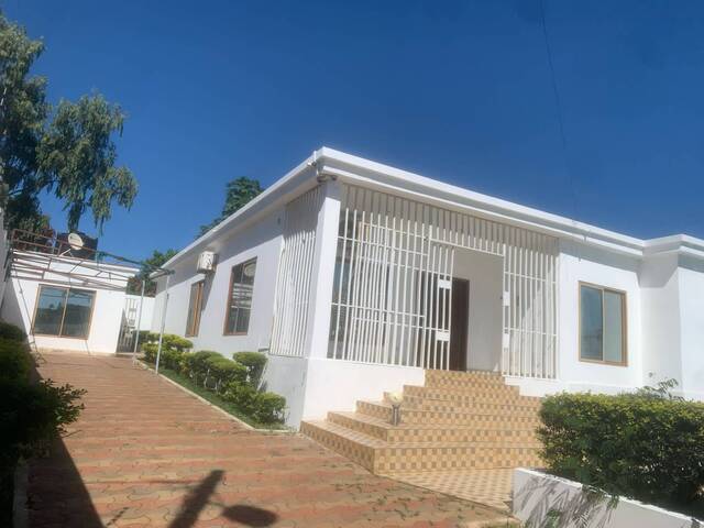 #2402 - Casa para Venda em Maputo - Maputo