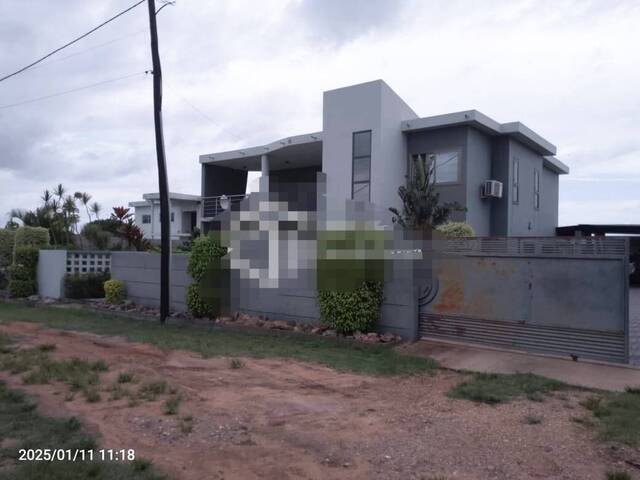 #2403 - Casa para Venda em Maputo - Maputo