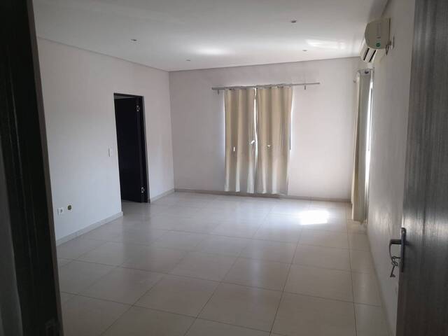#2424 - Casa para Venda em Maputo - Maputo