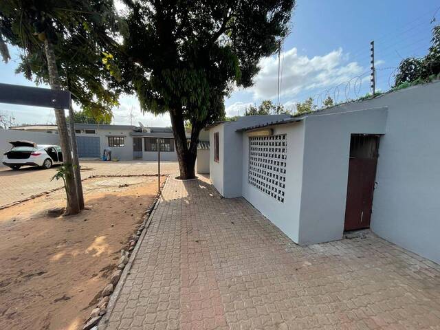 #2426 - Casa para Venda em Maputo - Maputo