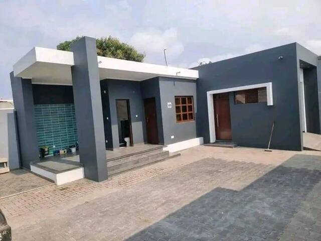 #2434 - Casa para Venda em Maputo - Maputo