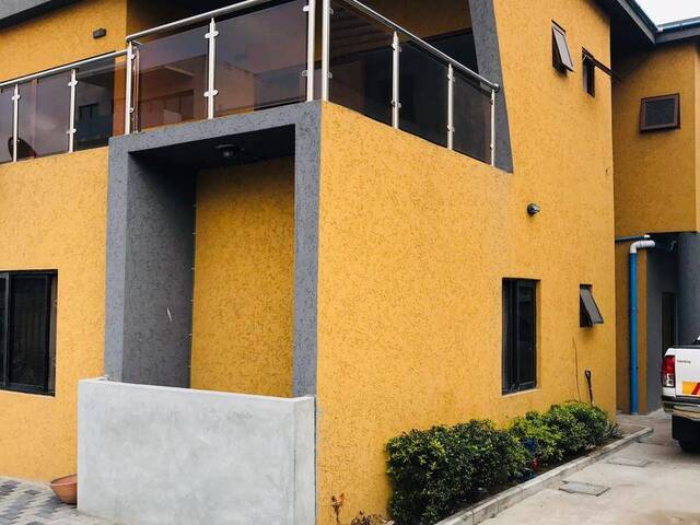 #2435 - Casa para Venda em Maputo - Maputo