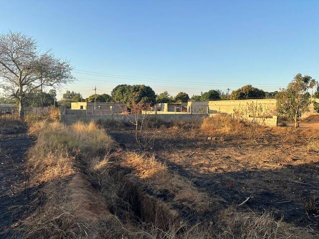 #2437 - Terreno para Venda em Maputo - Maputo