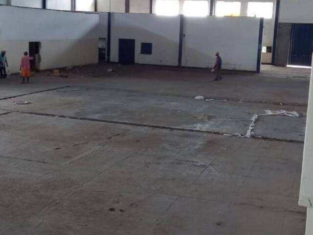 #2494 - Depósito para Venda em Maputo - Maputo