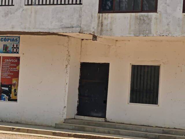 #2529 - Conjunto Comercial para Arrendamento em Maputo - Maputo