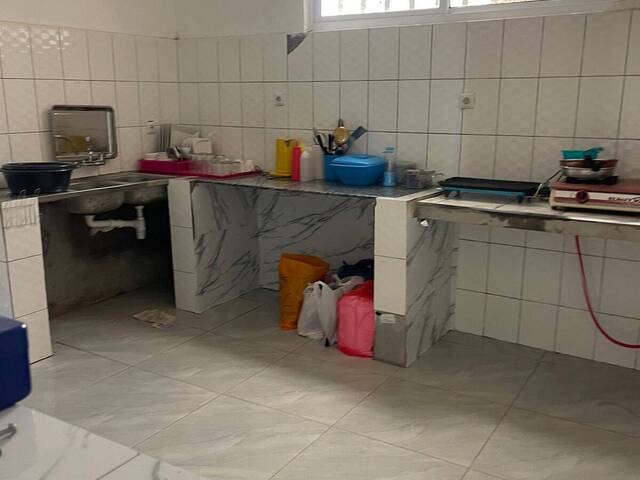 #2529 - Conjunto Comercial para Arrendamento em Maputo - Maputo