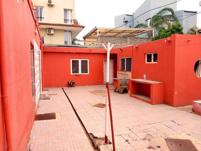 #2549 - Casa para Arrendamento em Maputo - Maputo