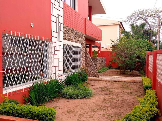 #2549 - Casa para Arrendamento em Maputo - Maputo