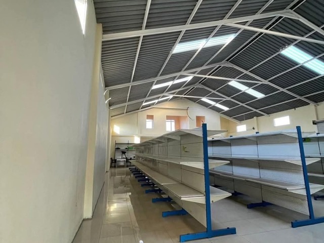 #2567 - Loja para Venda em Maputo - Maputo - 1