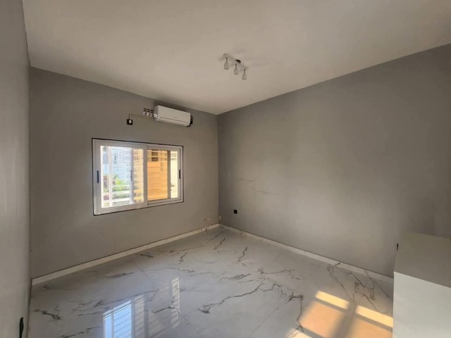 #2582 - Casa para Arrendamento em Maputo - Maputo
