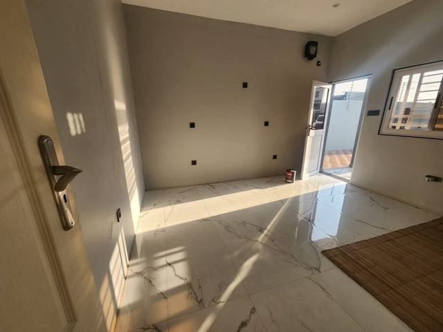 #2582 - Casa para Arrendamento em Maputo - Maputo