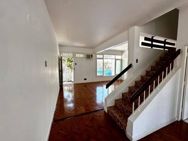#2588 - Casa para Arrendamento em Maputo - Maputo