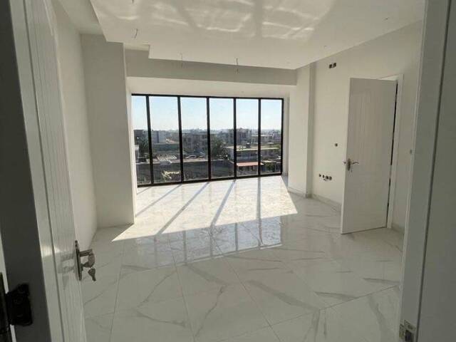 #2595 - Casa para Arrendamento em Maputo - Maputo