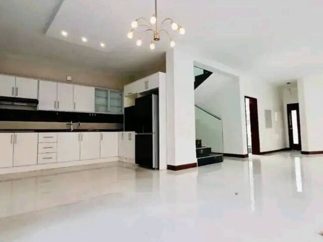 #2621 - Casa para Arrendamento em Maputo - Maputo