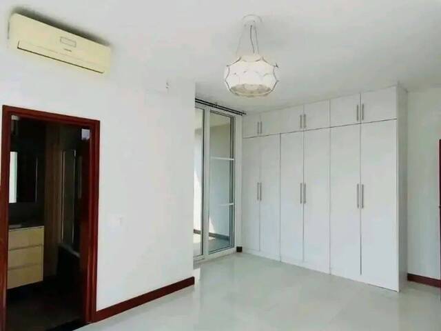 #2621 - Casa para Arrendamento em Maputo - Maputo