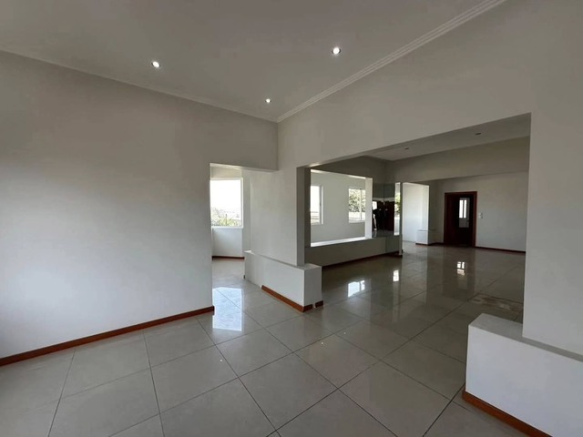 Casa para Arrendamento em Maputo - 3