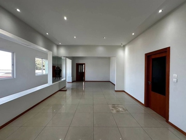 Casa para Arrendamento em Maputo - 4