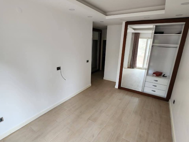 Apartamento para Arrendamento em Maputo - 5