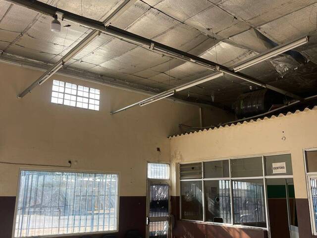 #2737 - Depósito para Venda em Maputo - Maputo