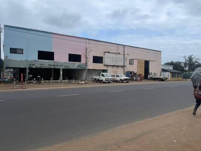 #2809 - Salão Comercial para Venda em Maputo - Maputo