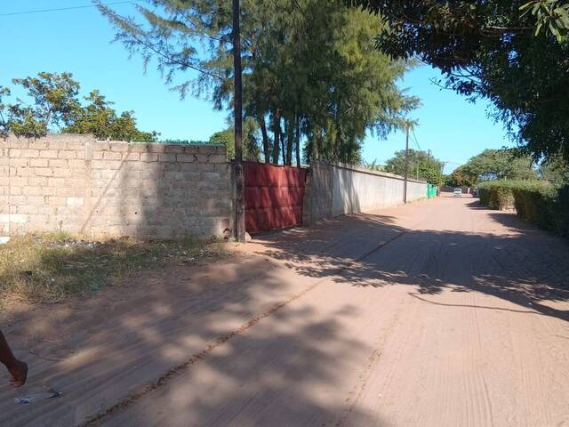 #2842 - Terreno para Venda em Maputo - Maputo