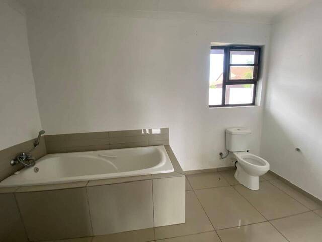 Casa para Arrendamento em Maputo - 3