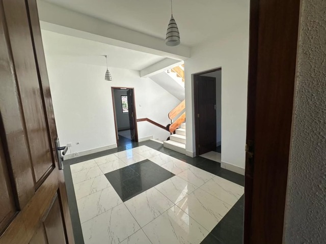 Casa para Arrendamento em Maputo - 5