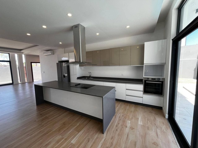 Casa para Arrendamento em Maputo - 3