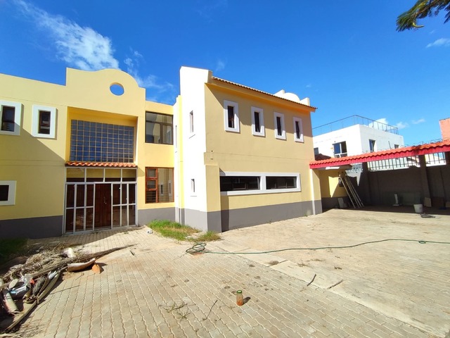 Casa para Arrendamento em Maputo - 4