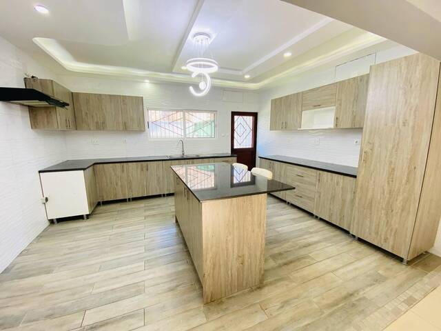 Casa para Arrendamento em Maputo - 2