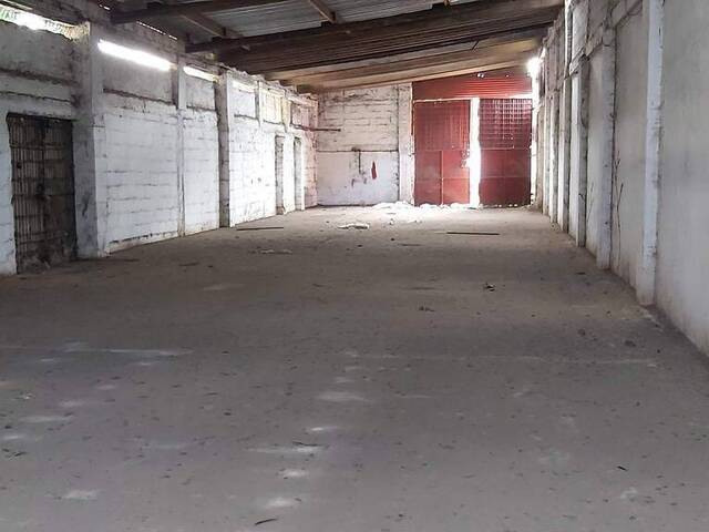 #2975 - Depósito para Venda em Maputo - Maputo