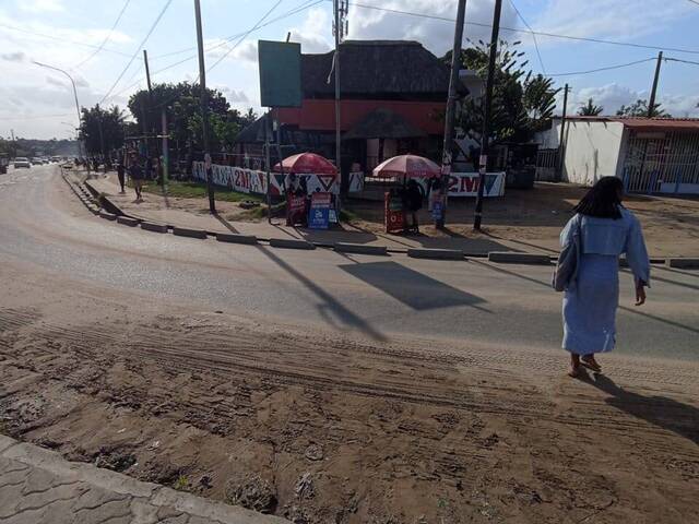 #2983 - Barracão para Venda em Maputo - Maputo