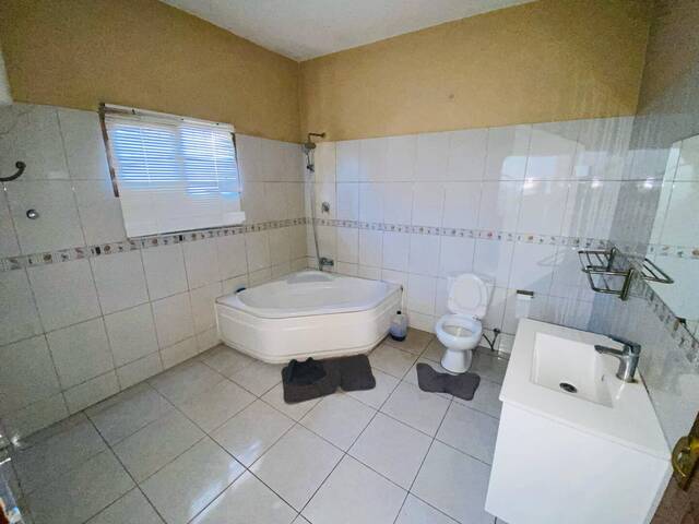 Casa para Arrendamento em Maputo - 2