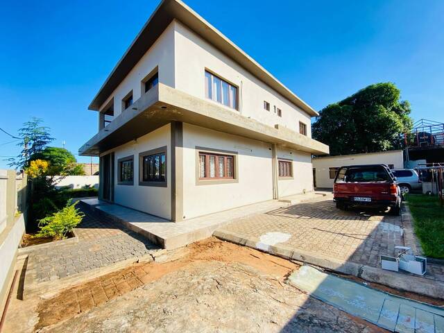 Casa para Arrendamento em Maputo - 4