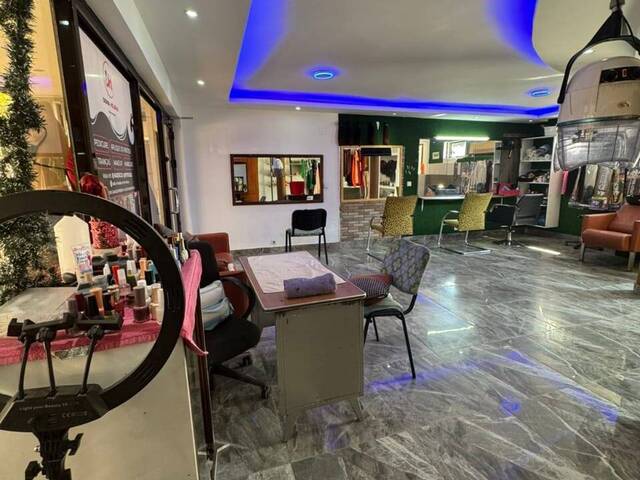 Salão Comercial para Arrendamento em Maputo - 5